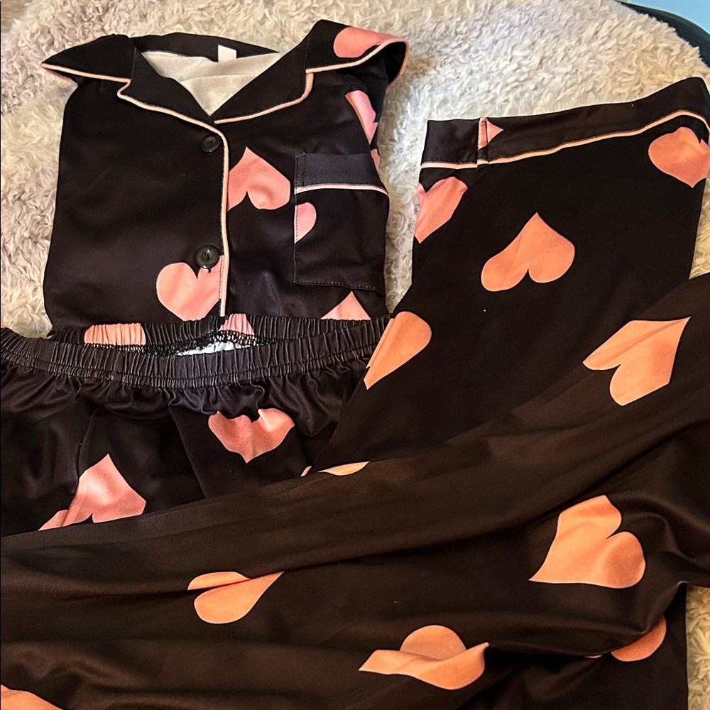 Satin Black With Pink Print Pajama Set Size